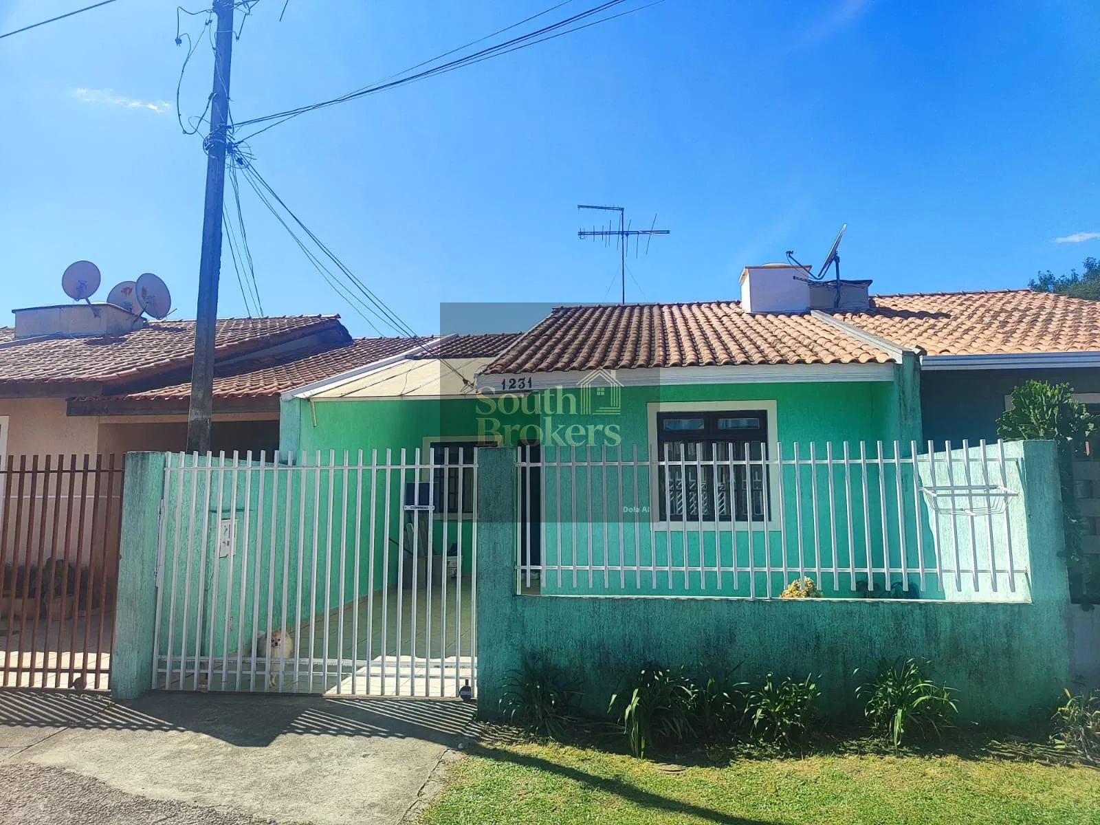 🏡 Casa Pronta para Morar com Preço de Apartamento em SJP! por R$ 359.900,00