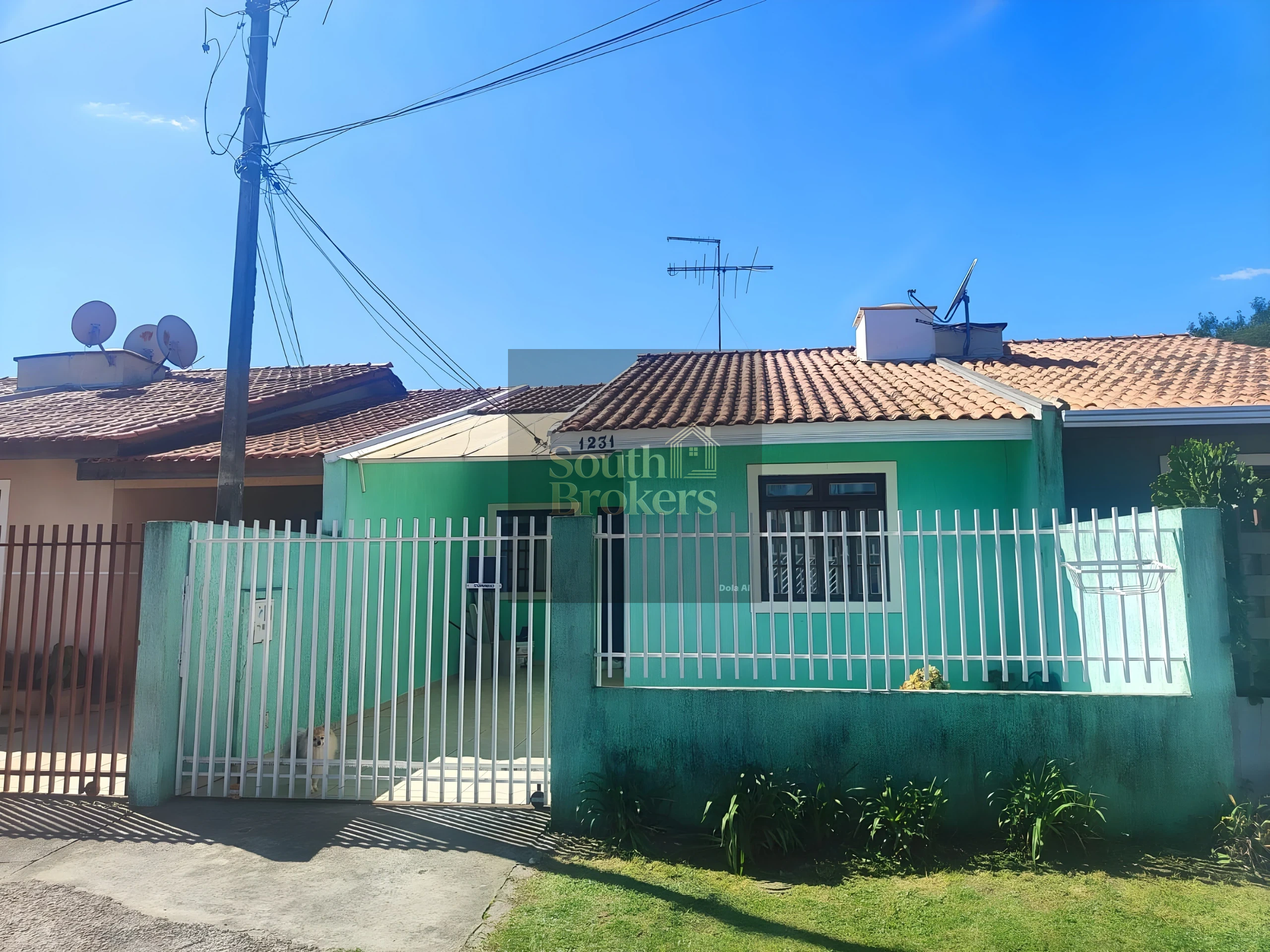 🏡 Casa Pronta para Morar com Preço de Apartamento em SJP! por R$ 359.900,00
