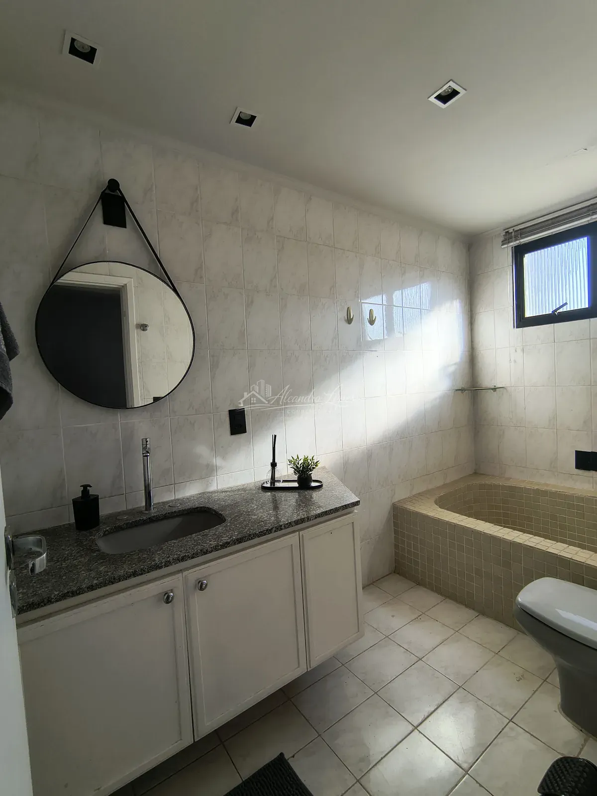 APARTAMENTO 130 M2 À VENDA, EDIFÍCIO JEQUITIBÁ, BAURU/SP