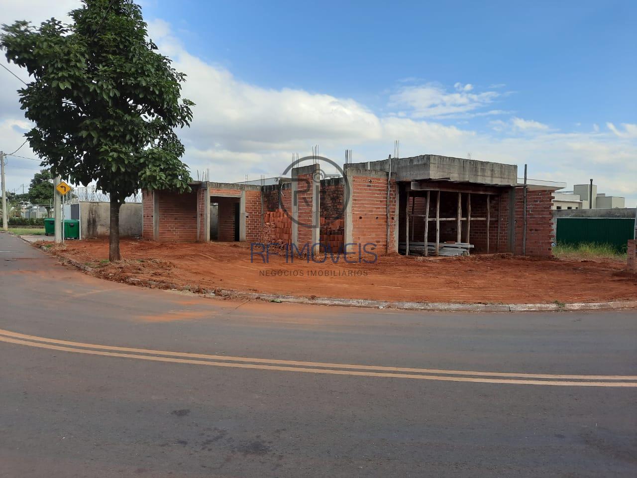 Terreno em Condomínio para Venda, 3 dormitórios, 3 suítes, 2 banheiros, 2 vagas