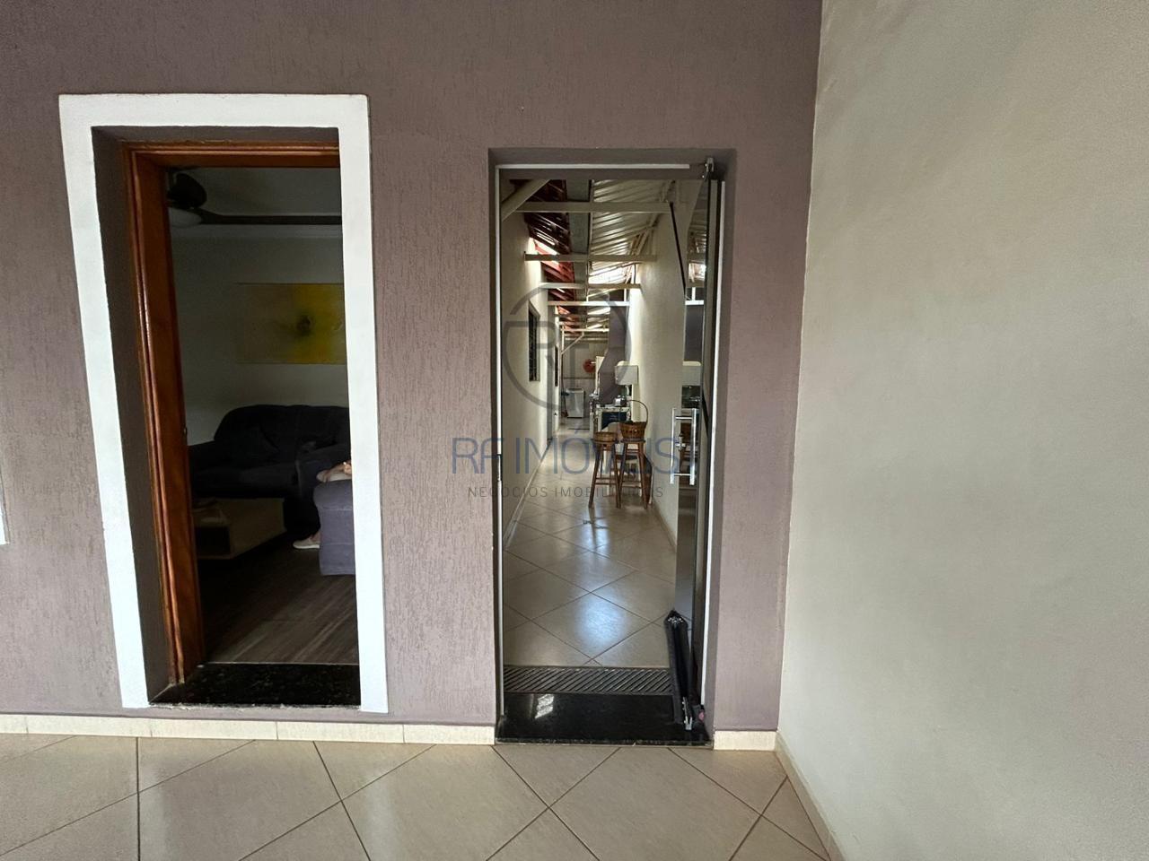 Casa para Venda em Piracicaba, Água Branca, 2 dormitórios, 1 banheiro, 2 vagas - Foto 1